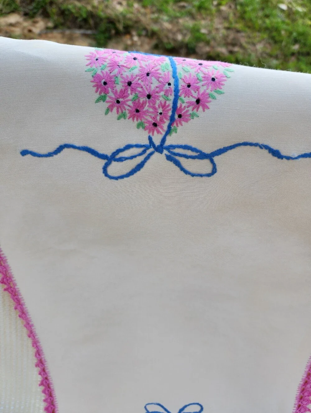 ANTIQUE TABLE RUNNER OR ACCENT PIECE - Picture 3 of 4